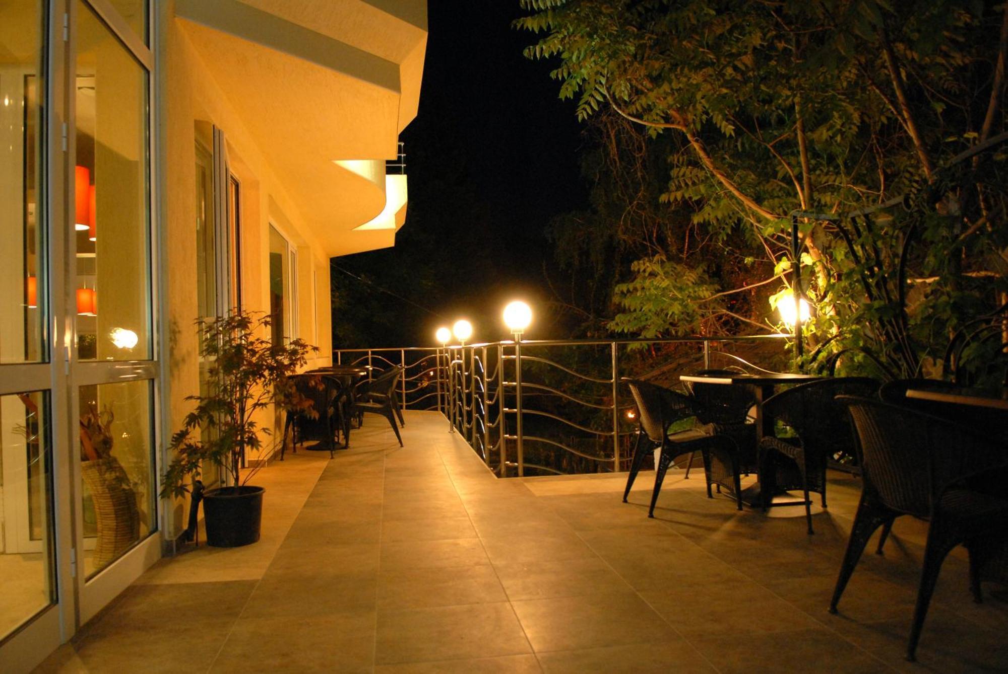 Hotel Avis Sandanski Exterior photo